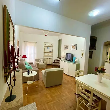 Дом отдыха The Lovely House Перуджа