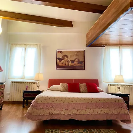 Дом отдыха The Lovely House Перуджа